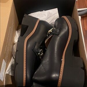 Naturalizer Black Loafers with Gold Chain Detail